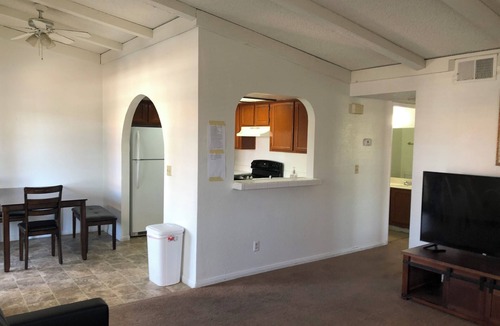 Canyon Gate Condo | Cozy 2-bedroom condo in charming Las Vegas with AC