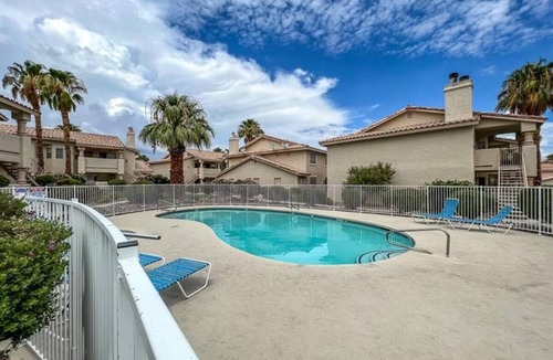 Summerlin Condo | Cozy 2Br Condo 10 min away from the strip by Summerlin