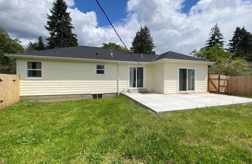 Minnehaha House | Cozy 3BD Steps to Outdoor Wellness Spa