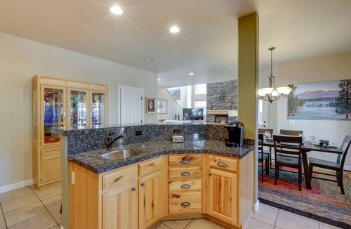 Ponderosa Trails House | Cozy Arizona Retreat w/Fireplace, Patio & Grill!