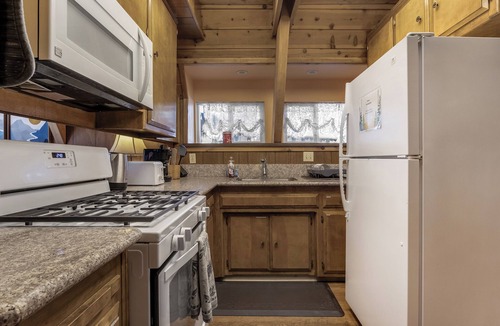 Comstock Acres Cabin | Cozy Classic A-Frame Cabin - 3 BR 1.5 Bath + Hot Tub + Loft