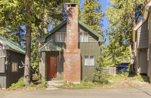 Government Camp House | Cozy & comfortable mountain cabin with great Government Camp location
