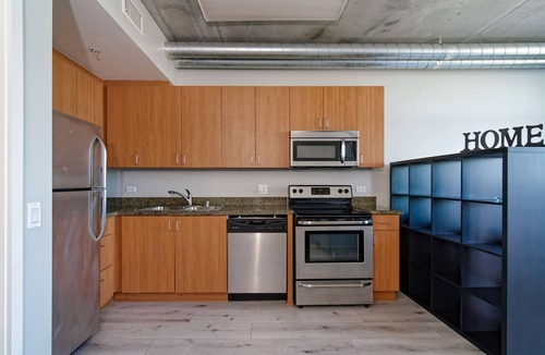 East Village Condo | Cozy Condo in Downtown San Diego w/Free Parking