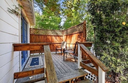 Cobb Cabin | Cozy Dog Friendly Cabin in Cobb California Near Harbin Hot Springs