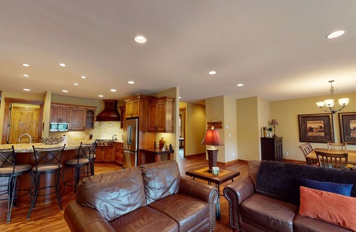 Sunriver House | Cozy Family Escape with Access to Exclusive Golf