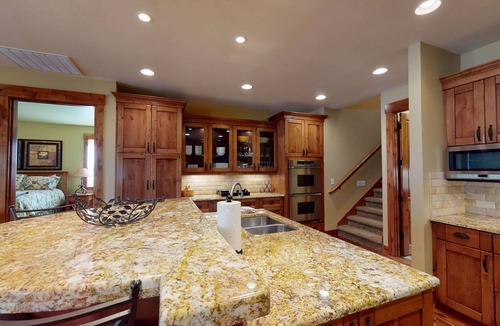 Sunriver House | Cozy Family Escape with Access to Exclusive Golf