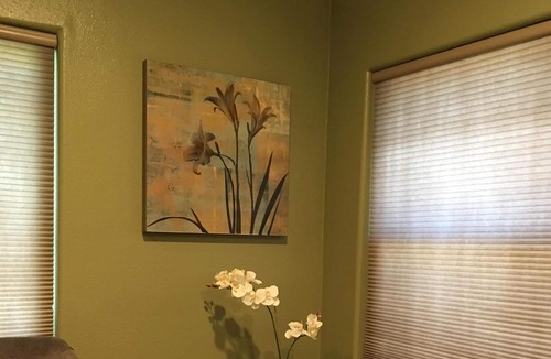 Azusa House | Cozy Family Home. Near Everything!