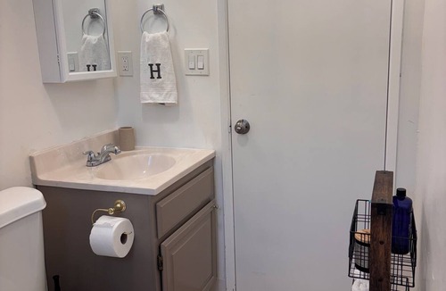 Longview House | Cozy & Fully Equipped Home in Downtown Longview