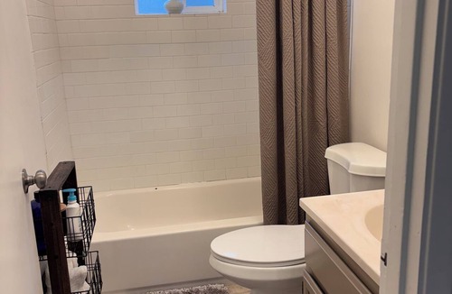 Longview House | Cozy & Fully Equipped Home in Downtown Longview