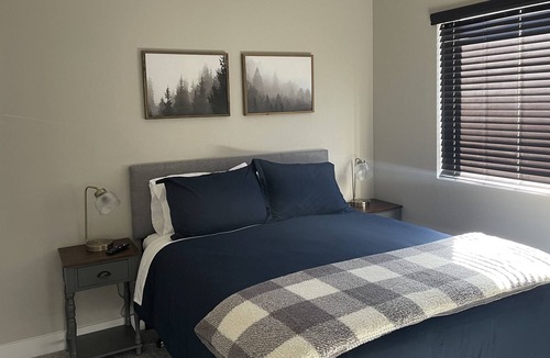 Flagstaff Cottage | Cozy Getaway Cottage