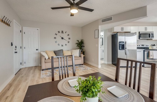 North Las Vegas House | Cozy home! 18 min away from Strip and Fremont!