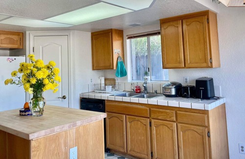 North Broadway House | Cozy Home in Escondido