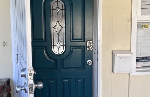 Southwest Anaheim House | Cozy house 3Beds, 2 Baths, Swiming Pool near Disney Land