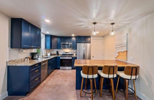 Camano Island House | Cozy Island Escape Patio Near Cama Beach
