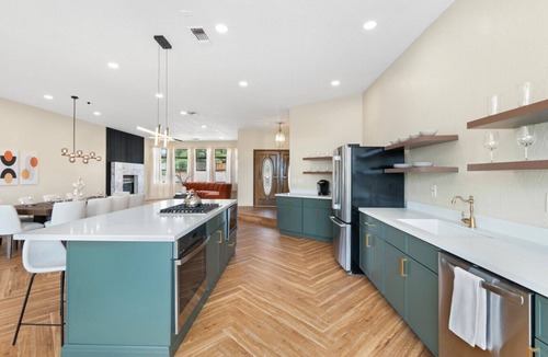 Cottonwood House | Cozy Luxe Cottonwood Home w/Pool & Views