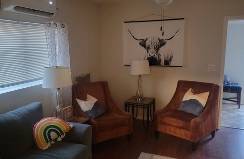 Chloride House | Cozy retreat in Arizona's oldest silver mining town. Pet friendly!