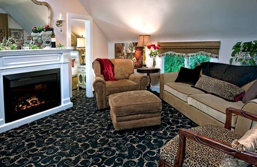 Grandview Bed & Breakfast | Cozy Rose Inn