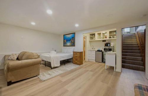 Oak Park Apartment | Cozy San Diego Studio Retreat with Private Entry