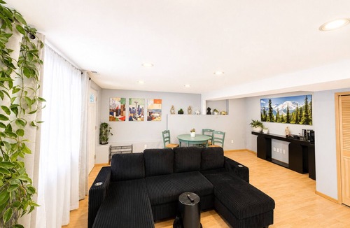 Seattle Metro Area House | Cozy Seattle Suite Near SeaTac Airport & Downtown Seattle