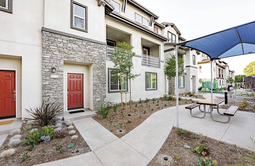 Lemon Grove Condo | Cozy Stay Near San Diego With 2 Car Garage