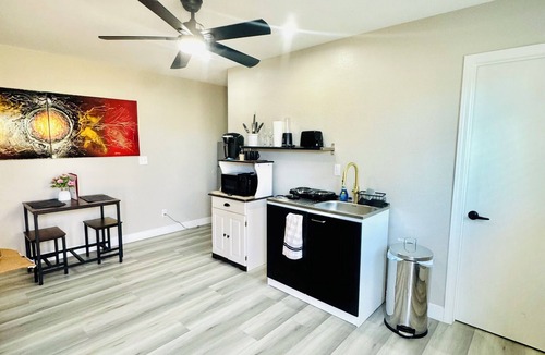 Charleston Preservation Apartment | Cozy studio in lovely Las Vegas