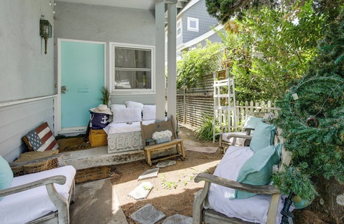 La Jolla Apartment | Cozy Studio w/Patio & Shared Pool in La Jolla!
