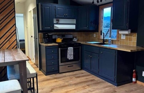 Covelo House | Cozy Tiny Home + Hot Tub | Oak trees, Trail & View