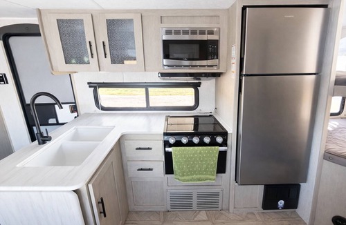 Sunnyslope House | Cozy Travel Trailer Retreat Near the Park