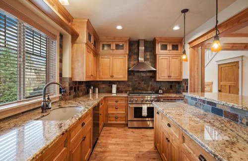 River Terrace House | Craftsman style Awbrey Home