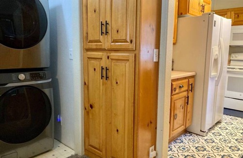 Susanville House | Creekside Retreat on 10 Acres Generator Fast WiFi