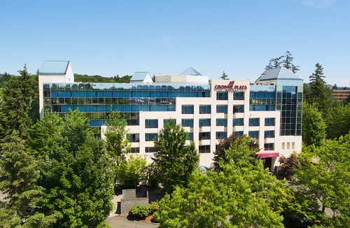 Lake Forest Hotel | Crowne Plaza Portland - Lake Oswego, an Ihg Hotel