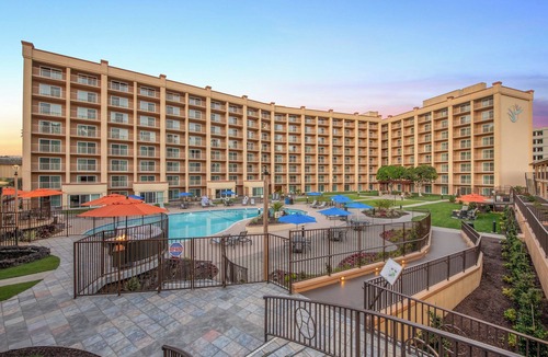 Mission Valley West Hotel | Crowne Plaza San Diego - Mission Valley by IHG