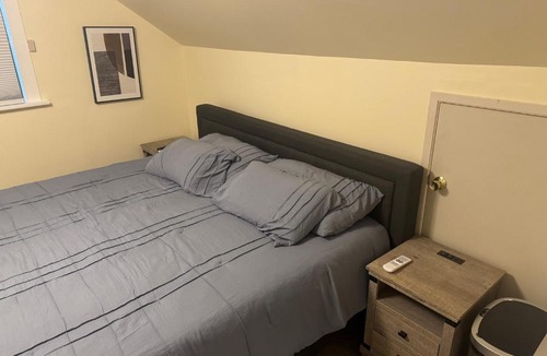 West End Apartment | Cute as HECK!