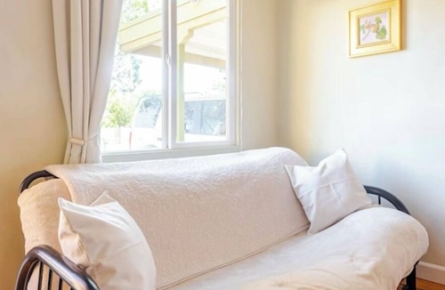 Near North Valley Apartment | Cute North West Valley Studio