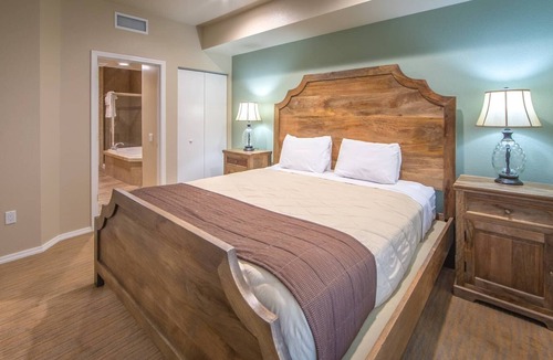 Genoa Condo | David Walley's Resort, 1br suite, Saturday check-in