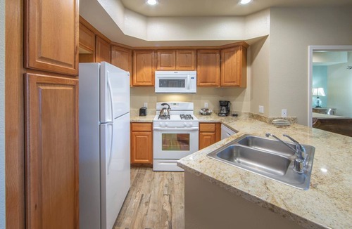 Genoa Condo | David Walley's Resort, 2br suite, Saturday check-in