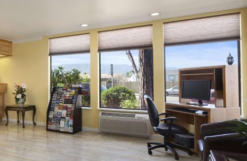 Gilroy Hotel | Days Inn by Wyndham Gilroy