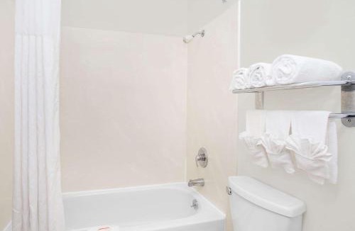 Turlock Hotel | Days Inn by Wyndham Turlock