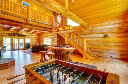 Junction City House | Deck, Grill & River Access: California Escape!