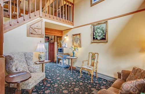 Deer Harbor Hotel | Deer Harbor Inn