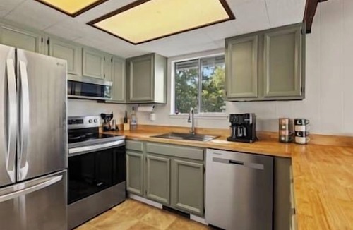 Mono Vista House | Deer Heights Lodge~Amenities ~EV~Lake Access~