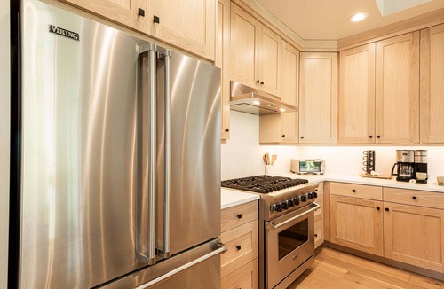 Heber House | Deer Valley East Village - 1/2 mile to ski and Jordanelle Reservoir!