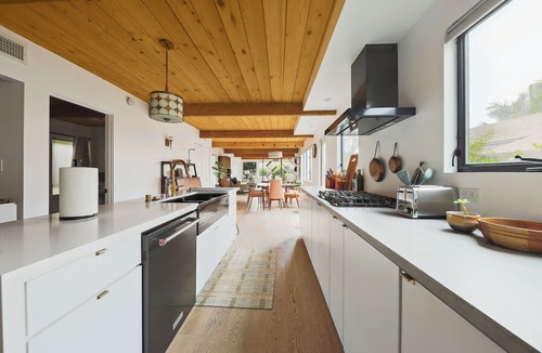 Del Mar Heights House | Del Mar LoveShack near Torrey Pines State Beach, Hiking, & Golf Course