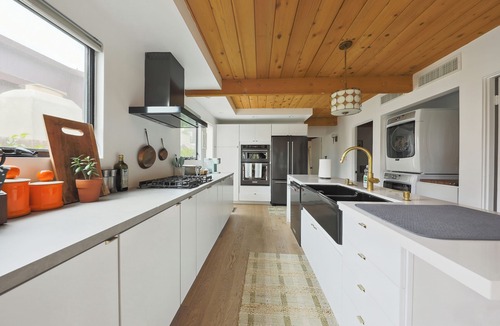 Del Mar Heights House | Del Mar LoveShack near Torrey Pines State Beach, Hiking, & Golf Course