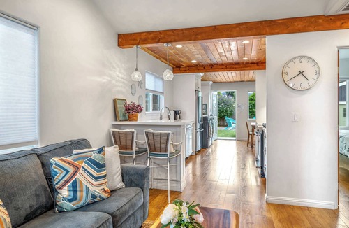 Seaside House | Del Monte Beach Cottage Sleeps 4 with Private Yard