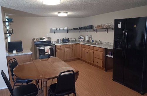 Toledo Apartment | Delightful 1-bedroom apartment in charming Toledo close to fishing and kayaking.