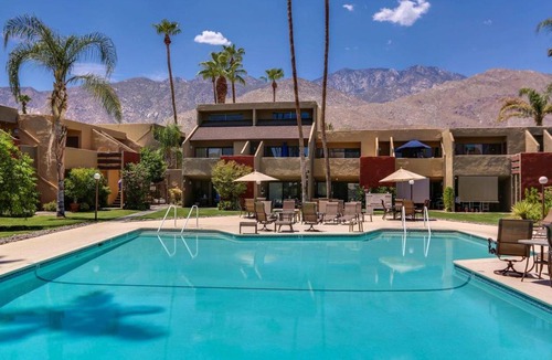 Twin Palms Apartment | Deluxe 1 Bedroom Palm Springs Condo..Great Views!