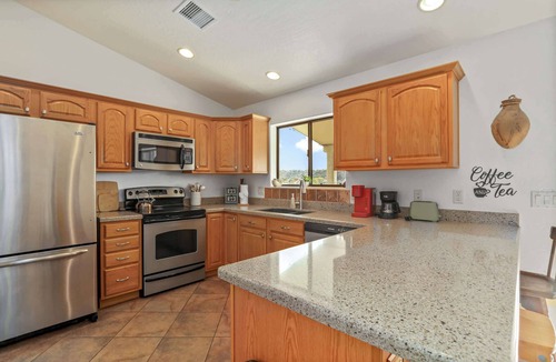 Lake Montezuma House | Desert Oasis Near Hiking, Biking and 4x4 Trails