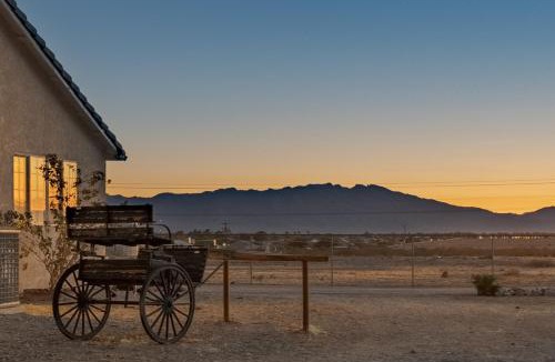 Pahrump House | Desert Oasis