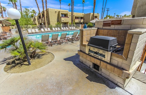 Uptown Design District Apartment | Desert Vacation Villas